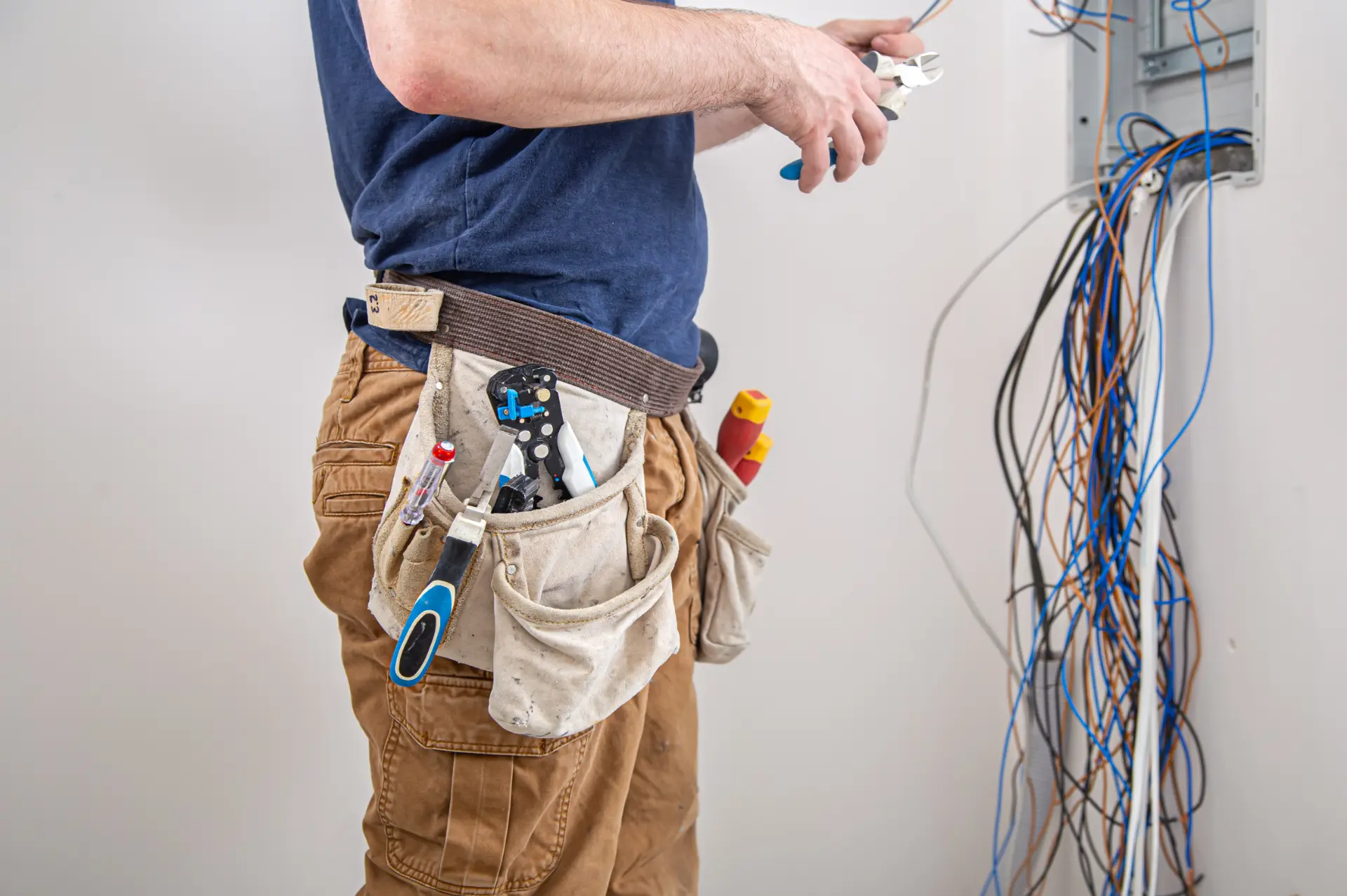 Zdjęcie przedstawiające Instalacje elektryczne od 0